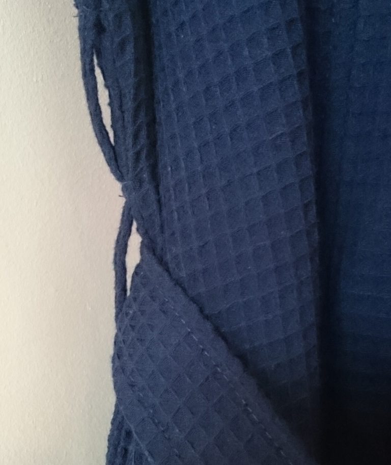 Donkerblauwe badjas van wafelkatoen van Vossen-1443