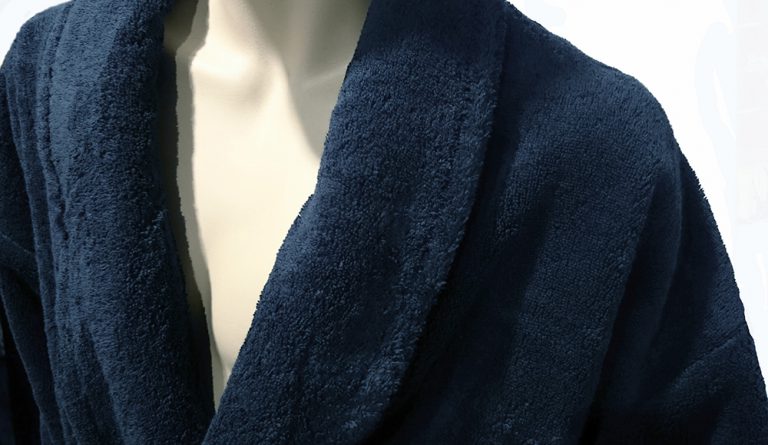 Donkerblauwe badjas met sjaalkraag van Vandyck-1000