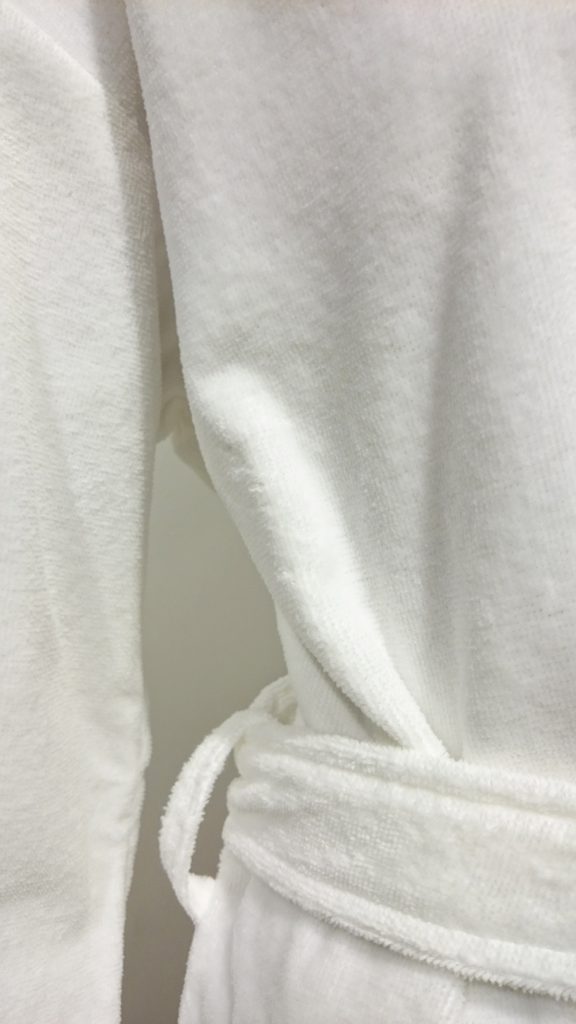 Veloursbadstof badjas wit met sjaalkraag van Vandyck-1014