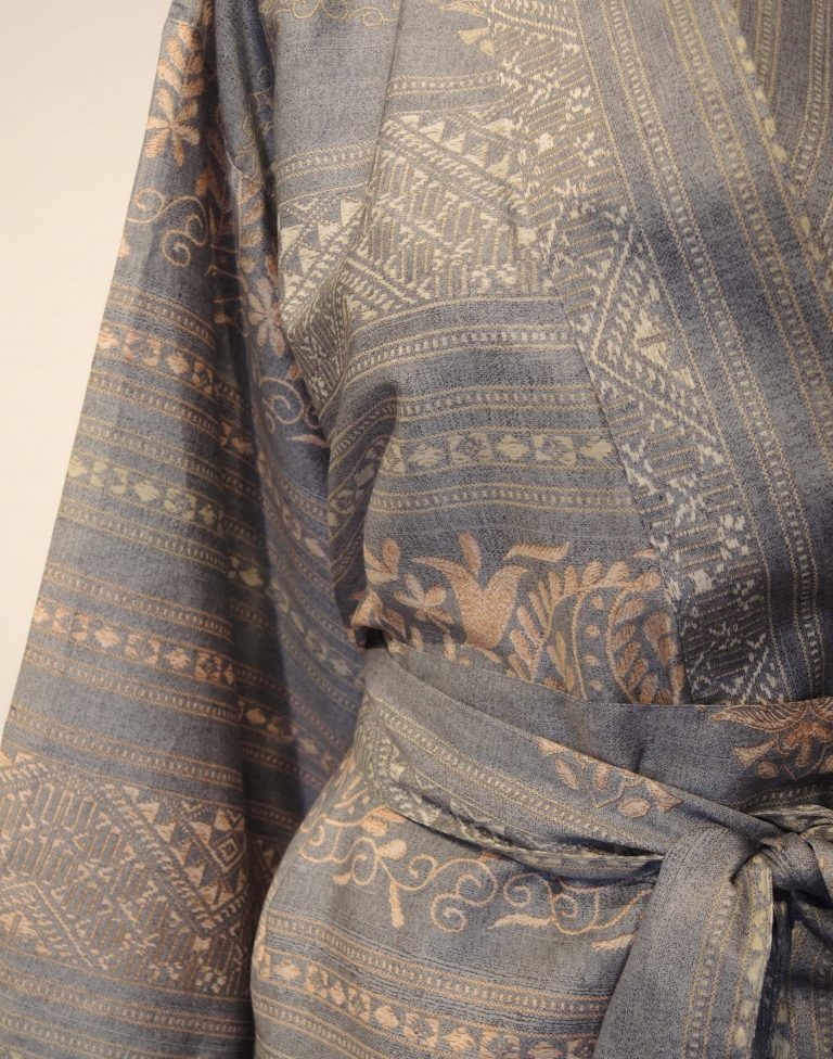 Lichtgrijze kimono met oosterse motieven van Bassetti-1841